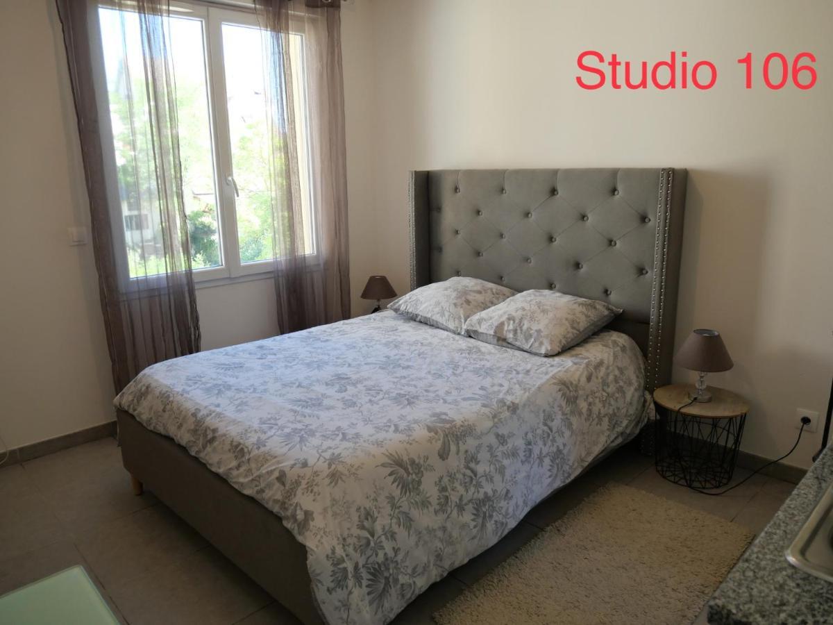 Studio A 300 M De La Gare De Mantes-La-Jolie ภายนอก รูปภาพ